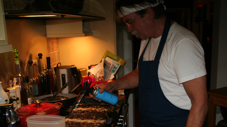 Rob aan het werk in de keuken